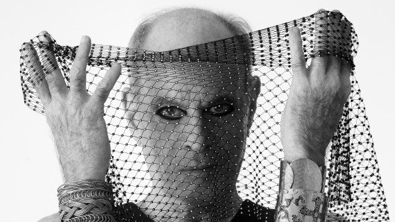 Ney Matogrosso leva a ousadia de ser livre para show único no Allianz Parque