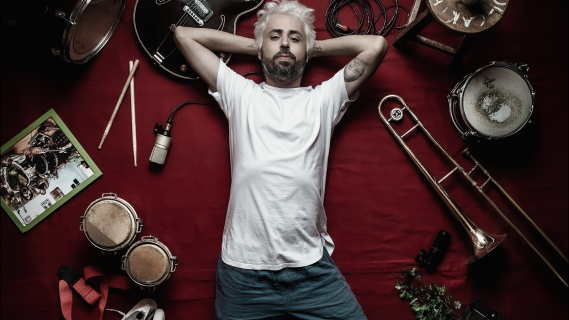 Eu Galhardo anuncia show de lançamento do álbum "Eu"