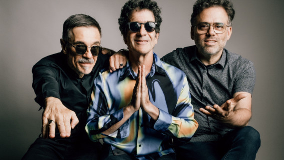 The Cavern Club São Paulo recebe, nesta sexta, banda formada por George Israel, Henrique Portugal e Charles Gavin