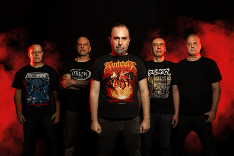 Anthares lança novo álbum 'Espetáculo Sangrento' e comemora 40 anos no  Hangar 110 em agosto