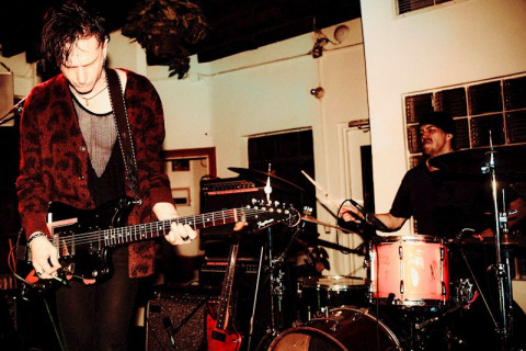O grupo de rock alternativo do Brooklyn CLONE compartilha "Galvanized" antes do EP "Care To Try" e da turnê de outono
