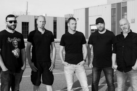 A banda holandesa de rock/metal RISE OF THE WOOD retorna com novo álbum