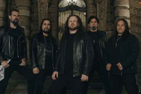 Cova Rasa anuncia nova formação, shows de abertura e regravação do debut