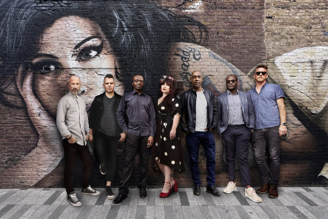 O que esperar do show que a banda original de Amy Winehouse faz em Porto Alegre dia 15 de maio