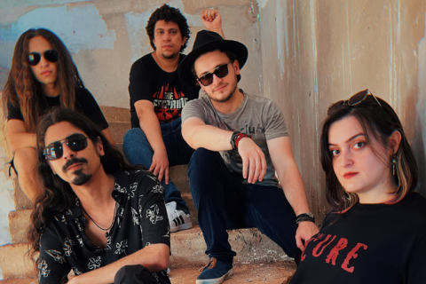 Catarina Jones faz show de lançamento da música "Me Devolva" dia 16 de Agosto em Campinas-SP