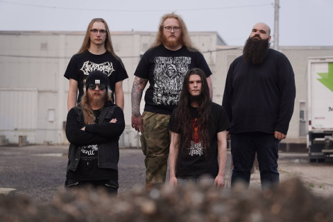 Já disponível! A banda de groove death metal de Saskatoon, PYTHONIC, lança o novo EP "Decomposition"