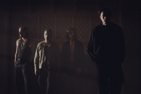 Bad Omens está de volta com novo single "Specter"