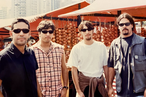 VIPER celebra 40 anos de carreira e lança nova versão do disco "Tem Para Todo Mundo"