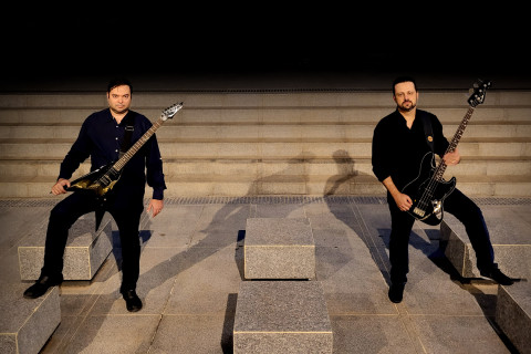 First Fear se une a Gus Monsanto em single 'Resilient'