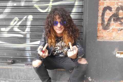 Jovem talento brasileiro, Celestyno lança seu poderoso single de estreia, "More Rock N' Roll"