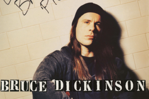 Bruce Dickinson lança novo lyric vídeo de “Gods of War”