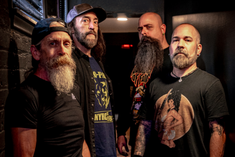 D.R.I. e Ratos de Porão, ícones do crossover, juntos no Brasil em 2026