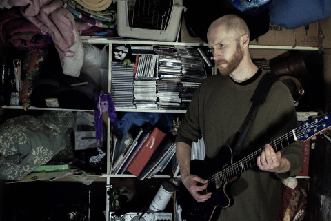 Já disponível! Projeto solo de Doug Harrison, do FEN, terceiro álbum do SLUG COMPARISON,