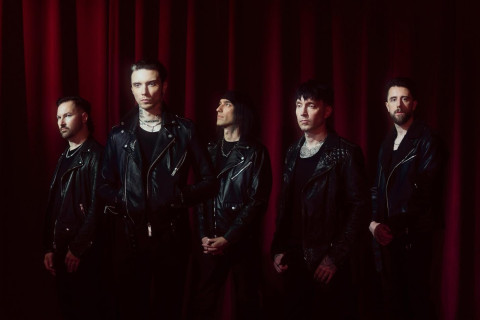 BLACK VEIL BRIDES lança a primeira música nova de 2025 – a explosiva "Hallelujah"