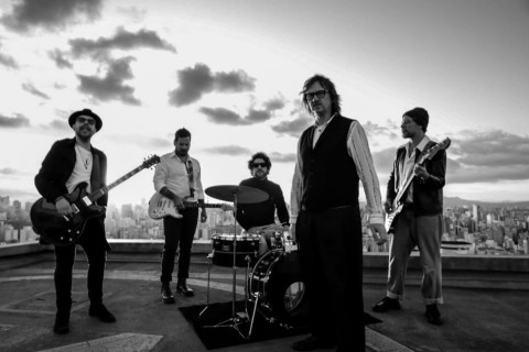 Undo transforma o Copan em palco no clipe de "Músculo Novo do Medo"