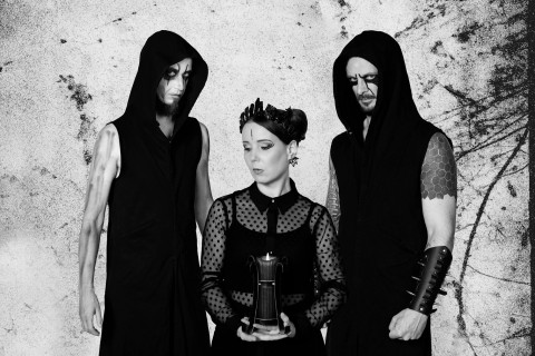 Splendidula renova contrato com a Argonauta Records para o próximo álbum.