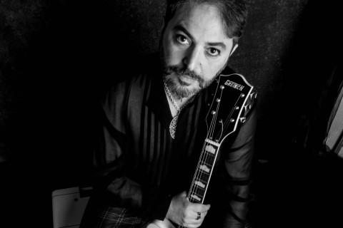 Artista italiano Stefano Attuario lança novo álbum de rock conceitual "Babele"