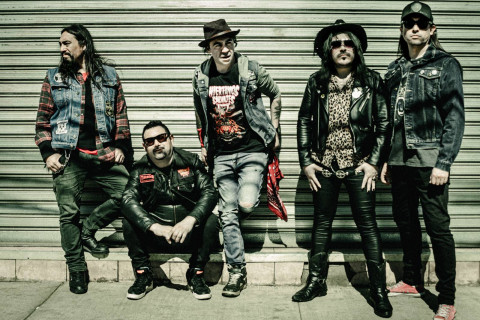 Wild Orphans apresenta: “LA JAURÍA”, Raw Rock, amizade e resistência coletiva.