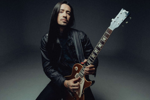 The Mist: guitarrista Edu Megale anuncia parceria com a Gibson/Kramer