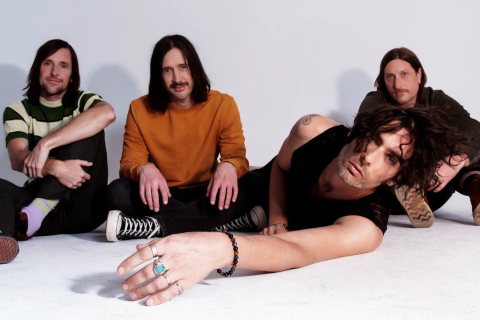 The All-American Rejects reacendem sua energia em vibrante novo single "Get This"