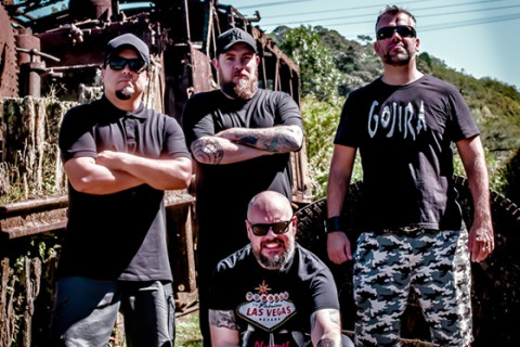 Makv lança o single "Into The Hole" e participa do podcast Metalismo Cast