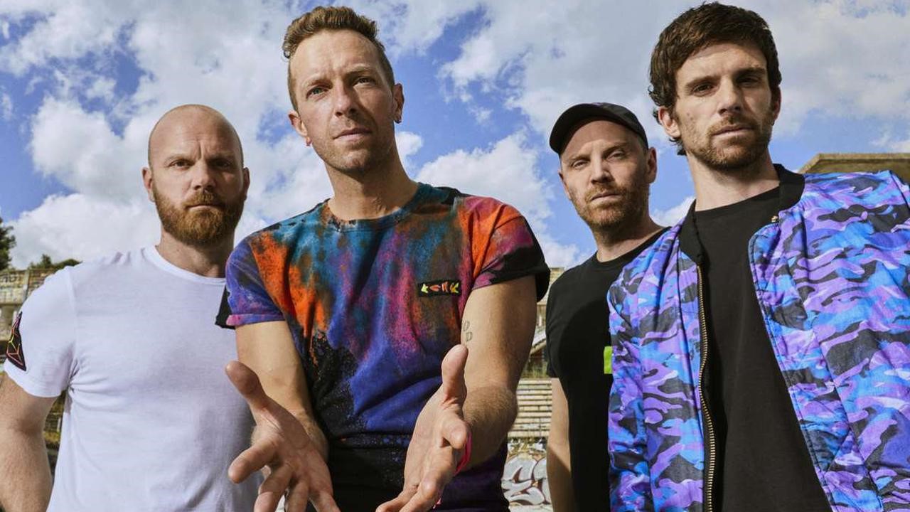Coldplay adia shows no Brasil devido problema de saúde de Chris Martin