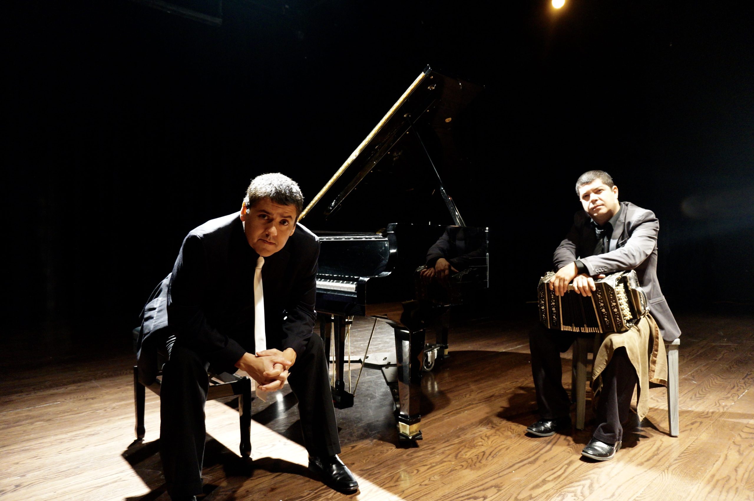 Duo Scofano & Minetti revisita obra de Astor Piazzolla nos palcos do Rio de Janeiro