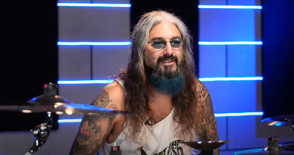 Vídeo: Mike Portnoy toca “Pull Me Under” pela primeira vez em 13 anos