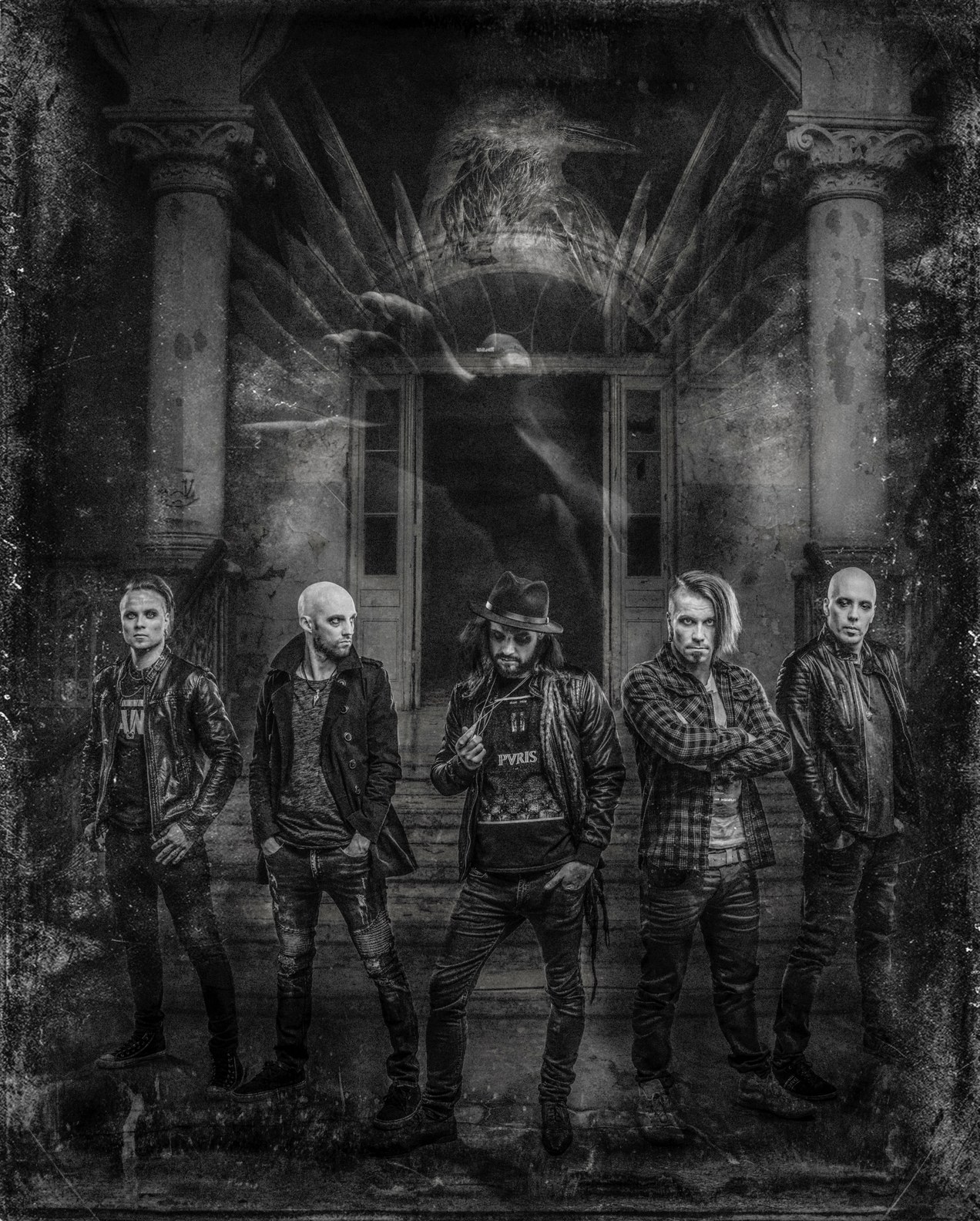 A banda finlandesa de rock/metal BLACK LIGHT DISCIPLINE revelou seu novo single “Russian Roulette”…..!!!