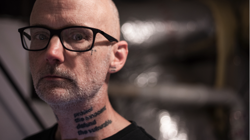 Moby lança videoclipe de “where is your pride?”