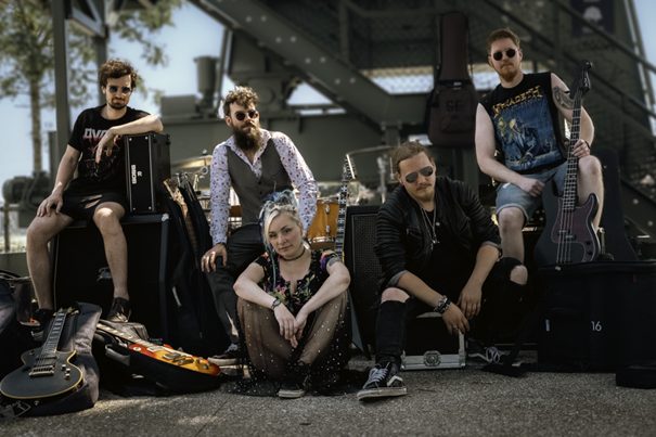 Os novatos promissores Painted Scars lançam um segundo single “Freedom” de seu próximo EP de estreia….