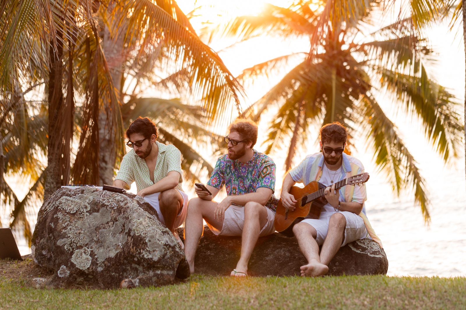 Dubdogz e Rooftime se unem para o lançamento de “Golden Summer”, single que abre espaço para o verão