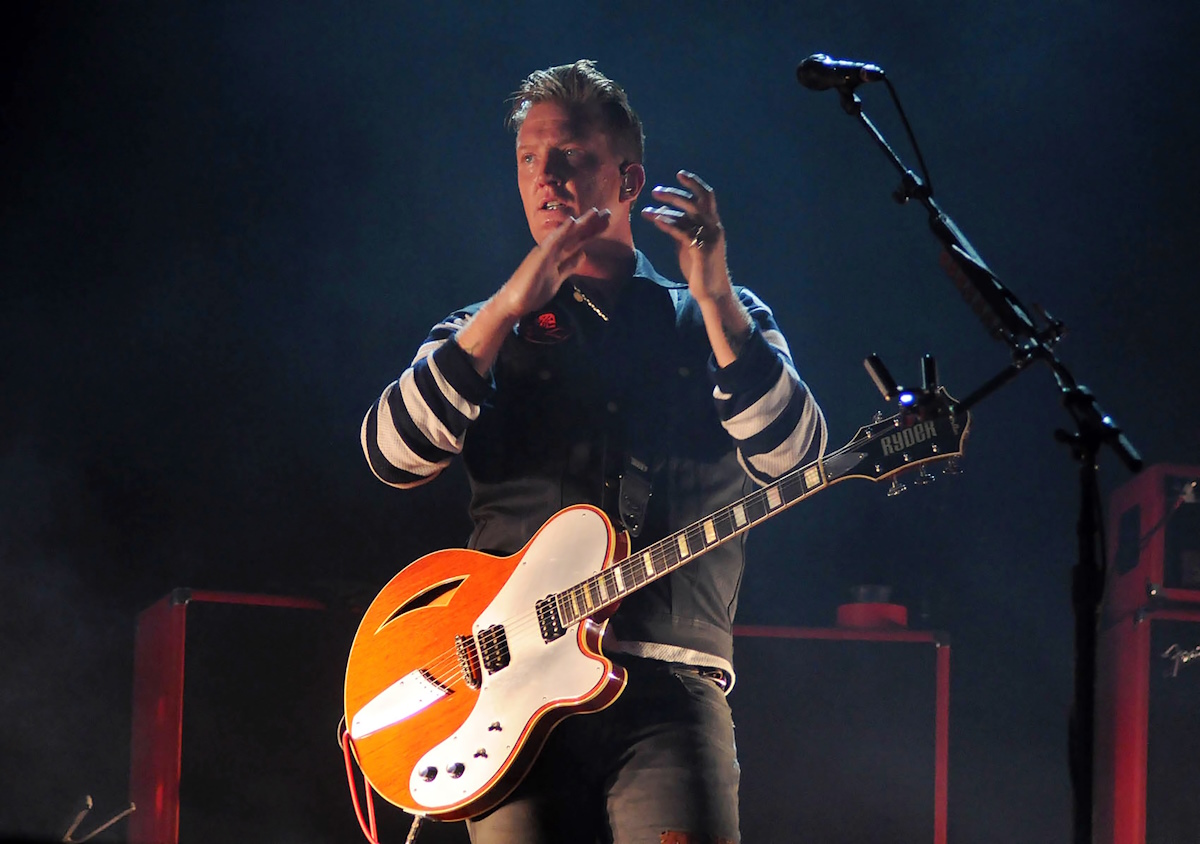 Por saúde de Josh Homme, Queens Of The Stone Age cancela todos seus shows