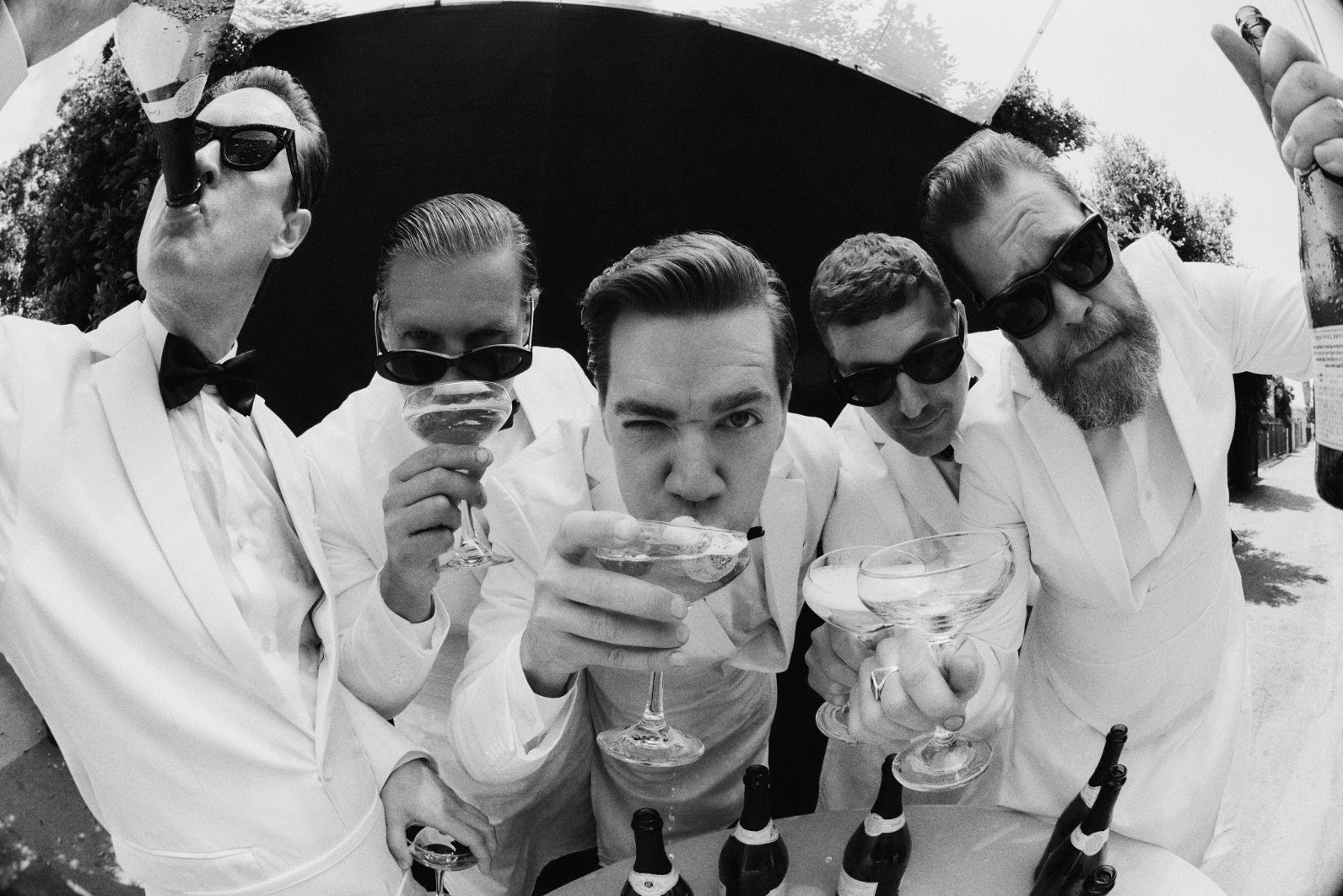 The Hives revela o videoclipe da potente canção “Rigor Mortis Radio”