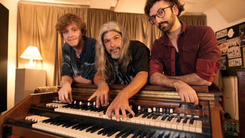 Du Rompa Hammond Trio lança novo álbum; ouça “O Beijo da Serpente”