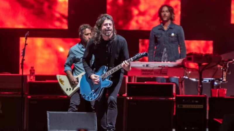 Foo Fighters cancela participação no Soundside Festival, em Connecticut