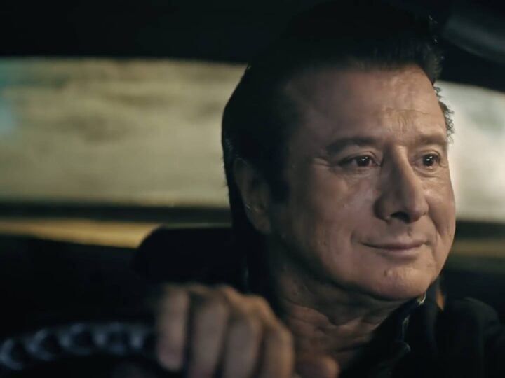 Journey: vocalista Steve Perry lança versão estendida de “The Season 3”