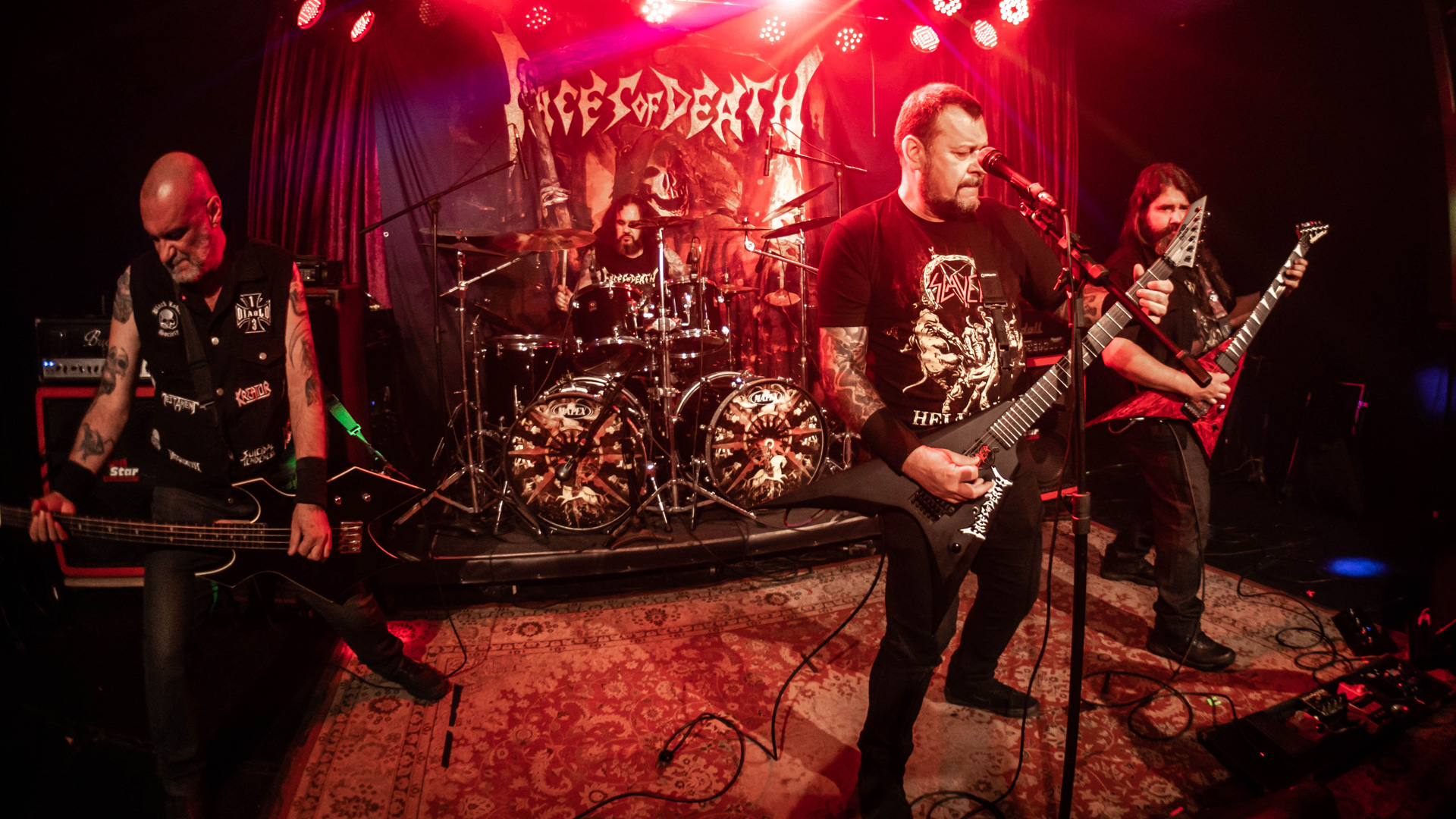 Faces of Death lança vídeo ao vivo de ‘Bloody Cross’