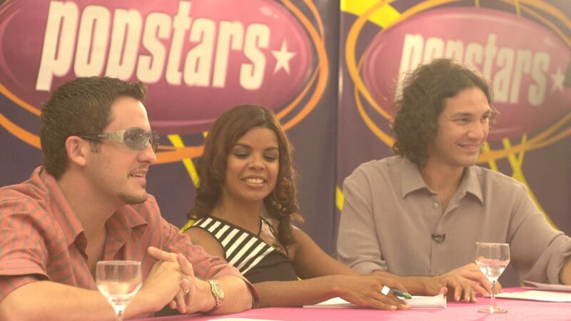 22 anos depois do programa Popstars, Rick Bonadio e Iara Negrete se reúnem no single “Rise Up”