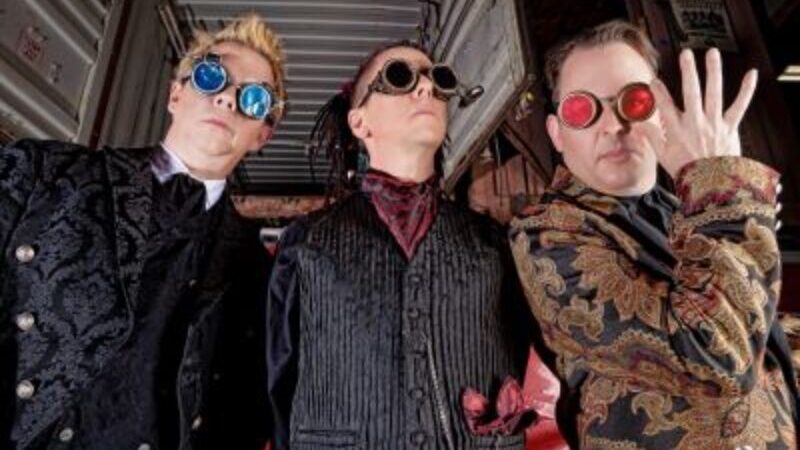 Information Society, Kon Kan e Double You: ícones da Dance Music dos Anos 80 e 90 em turnê pelo Brasil