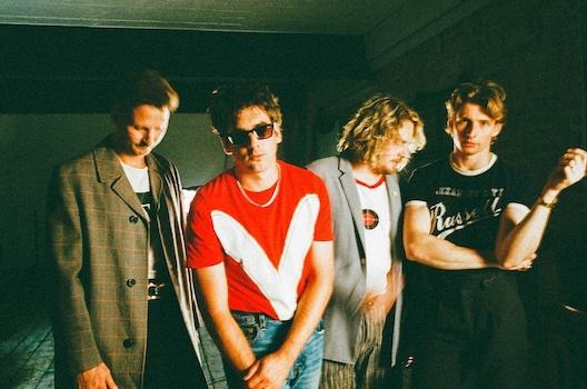 Circa Waves reinventa a pista de dança no novo single “Like You Did Before”